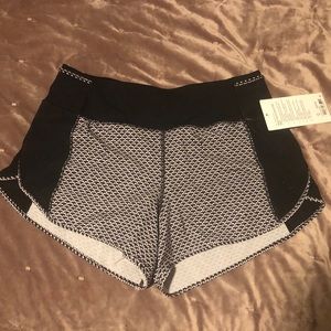 Lululemon Real Quick High Rise Shorts Size 10
